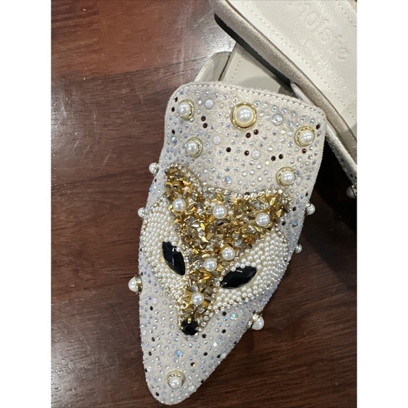 Unavailable - Picture 2 of 6